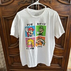 Super Mario T-shirt. Mario, Luigi, princess speech, bowser